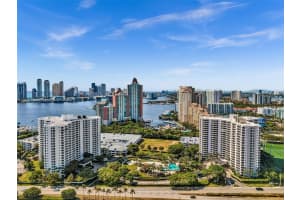 3300 NE 191st St, Aventura, FL 33180, - MLS#A11842303