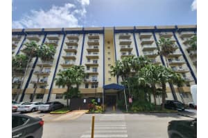 801 NW 47th Ave APT 119W, Miami, FL 33126, - MLS#A11842343