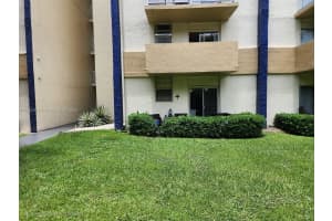 801 NW 47th Ave APT 119W, Miami, FL 33126, - MLS#A11842343