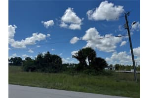 834 Jaguar Blvd Lehigh Acres, FL 33974 - MLS#A11842353