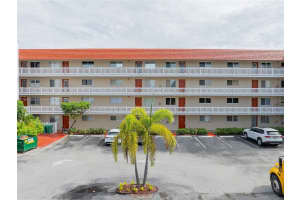 3581 Inverrary Dr 308 Lauderhill, FL 33319 - MLS#A11842359