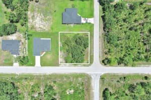 2500 E 10th St Lehigh Acres, FL 33936 - MLS#A11842453