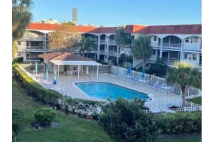 581 Blue Heron Dr 314-b, Hallandale Beach