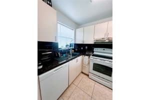 8500 Sunrise Lakes Blvd 104, Sunrise
