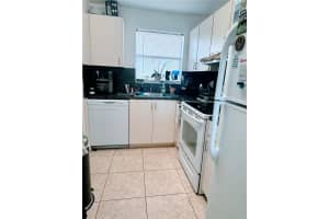8500 Sunrise Lakes Blvd APT 104, Sunrise, FL 33322, - MLS#A11842512