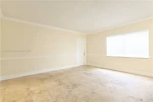 1429 SW 9th St APT 5, Fort Lauderdale, FL 33312, - MLS#A11842521
