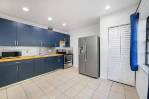 8320 SW 43rd Ter, Miami, FL 33155 - MLS#A11842568