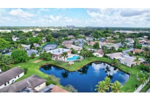 2078 Sw 71st Way, Davie