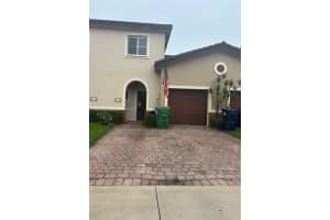 22155 Sw 88th Path, Cutler Bay