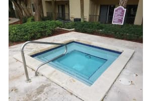 640 S Park Rd 15-4 Hollywood, FL 33021 - MLS#A11842583