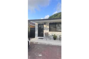 125 W 14th St, Hialeah