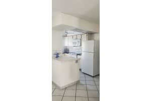 250 Layne Blvd 214 Hallandale Beach, FL 33009 - MLS#A11842625