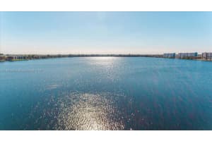 110 Lake Emerald Dr 403 Oakland Park, FL 33309 - MLS#A11842645