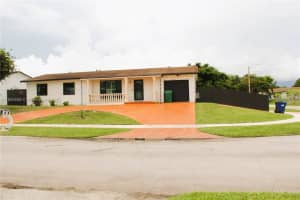 15532 Sw 107th Pl, Miami