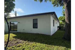 5140 Sw 24th St West Park, FL 33023 - MLS#A11842673
