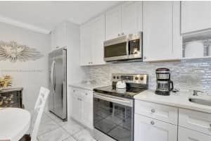 588 Trace Cir 211, Deerfield Beach
