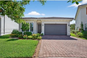 3925 Nw 89th Way, Coral Springs