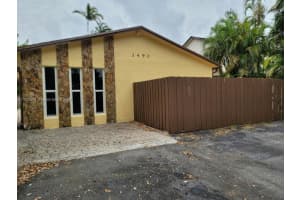 MLS# A11842691, Hollywood, Florida 33021