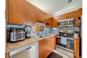 5171 W Oakland Park Blvd 112, Lauderdale Lakes