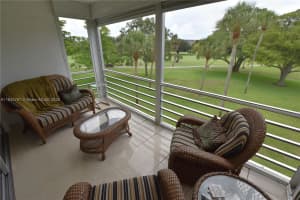 3800 Oaks Clubhouse Dr 309 Pompano Beach, FL 33069 - MLS#A11842767