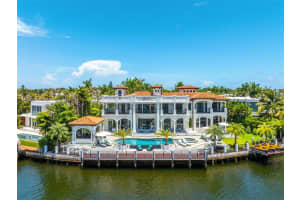 498 N Parkway Pkwy, Golden Beach
