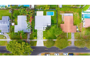 21320 Ne 26th Ave Miami, FL 33180 - MLS#A11842833