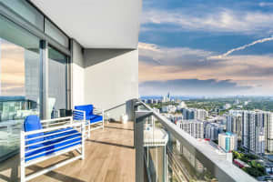 88 Sw 7th St 4004, Miami