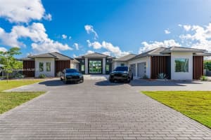 9790 Sw 62nd St, Miami