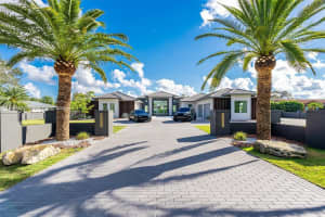 9790 Sw 62nd St Miami, FL 33173 - MLS#A11842880