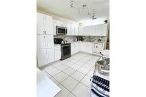 8791 Holly Ct 202, Tamarac, FL 33321 - MLS#A11842889