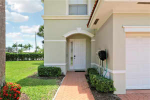 6047 Seminole Gardens Cir 6047, Riviera Beach, FL 33418 - MLS#A11842904