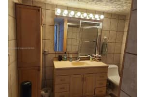 100 Golden Isles Dr 501 Hallandale Beach, FL 33009 - MLS#A11842994