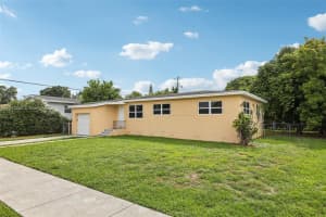 18025 Nw 6th Ave Miami Gardens, FL 33169 - MLS#A11843005