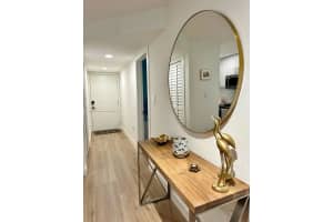 72 S 7 112 Naples, FL 34102 - MLS#A11843052