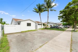 971 Sw 88th Ave, Miami