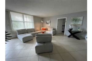 9225 S Collins Ave 411 Surfside, FL 33154 - MLS#A11843196