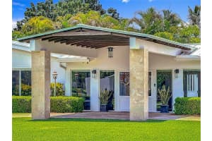 7420 SW 140th Ter, Palmetto Bay, FL 33158 Sold 09/04/25