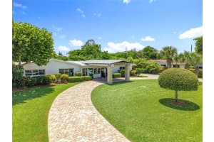 7420 SW 140th Ter, Palmetto Bay, FL 33158 Sold 09/04/25
