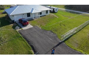 369 N Horse Club ave, Clewiston, FL 33440 - MLS#A11843333