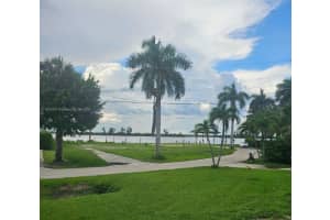 4567 E Riverside Dr Fort Myers, FL 33905 - MLS#A11843347