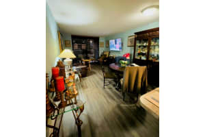 9460 E Fontainebleau Blvd 122 Miami, FL 33172 - MLS#A11843375