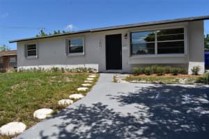 3041 N 74th Ave, Hollywood