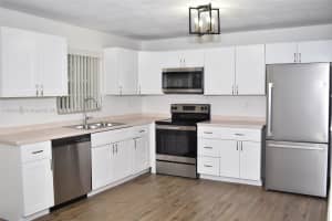3041 N 74th Ave Hollywood, FL 33024 - MLS#A11843439