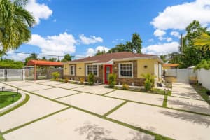 302 Nw 100th St Miami, FL 33150 - MLS#A11843471