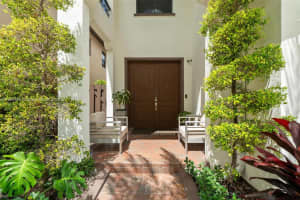 8650 Nw 103rd Ave Doral, FL 33178 - MLS#A11843498