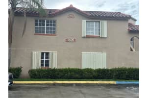 8606 Sw 3rd St 201, Pembroke Pines