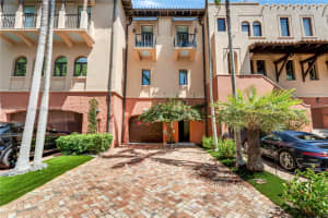 6222 Paradise Point 6222 Palmetto Bay, FL 33157 - MLS#A11843520