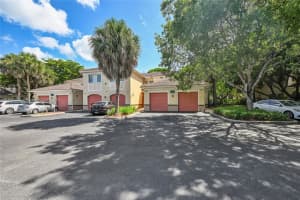 2458 Centergate Dr 203, Miramar