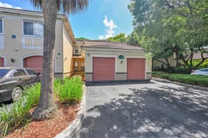 2458 Centergate Dr 203 Miramar, FL 33025 - MLS#A11843524