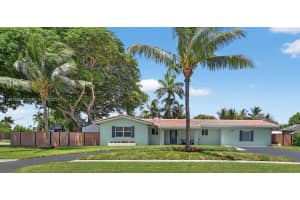 1019 Se 12th Ave, Deerfield Beach